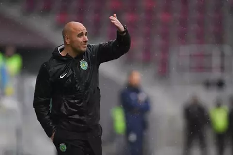 ما وراء الدكة.. فيليبي بيدرو.. رحلة أوروبية طويلة في جهاز أنجولا قبل لقاء الفراعنة